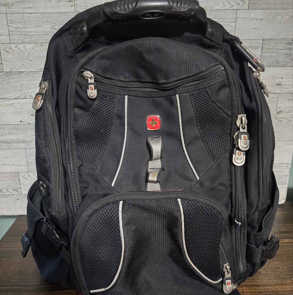 Swiss Army Original Laptop Hiking Backpack